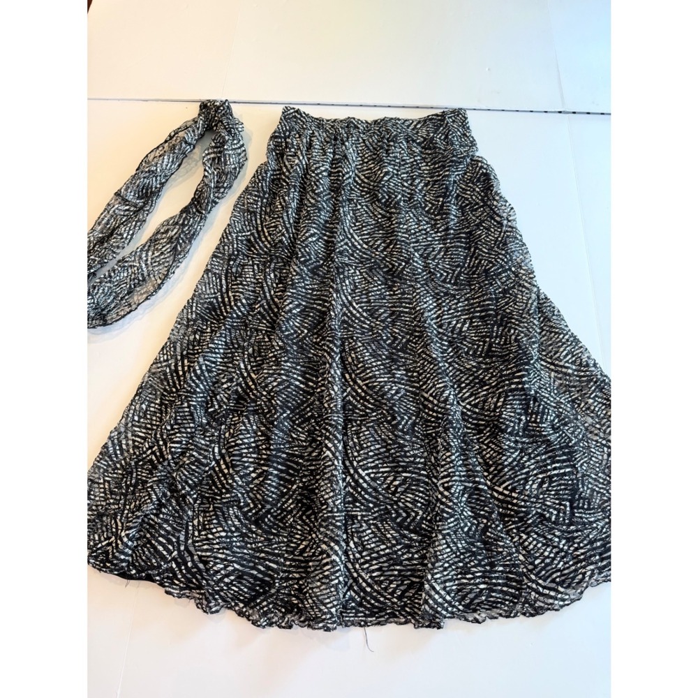Chico's Black White Abstract Print Midi Skirt with Matching‎ Scarf Size 0 Small